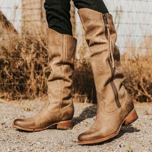 Freebird by Steven Whisper Tall Boot sz. 9 🍂